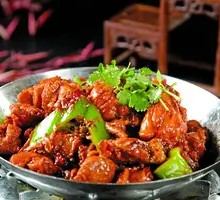 Spicy Stir-Fried Chicken in Dry Pot