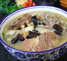 Premium Lamb Soup with Flatbread