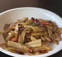 Lotus Stem Stir-Fry with Pork