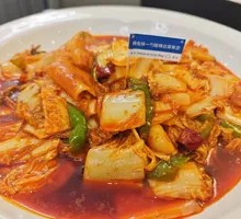 Sour Spicy Cabbage Stir-Fried Noodles