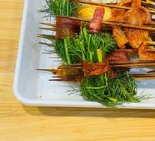 Hundred Skewers of Mixed Ingredients