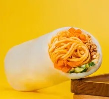 Spicy Chicken Noodle Rolls with Cold Vermicelli