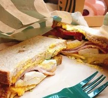 Tuna Vegetable Sandwich