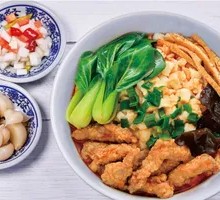 Special Crispy Pork Noodle Soup