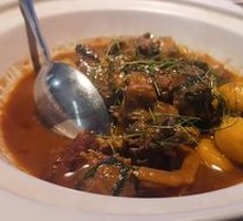 Perilla and Chestnut Braised Duck