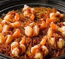 Garlic and Vermicelli Stir-Fried Shrimp with Soy Sauce