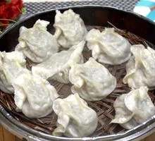 Steamed Chive and Egg Dumplings