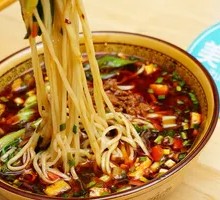Qishan Sautéed Pork Noodles