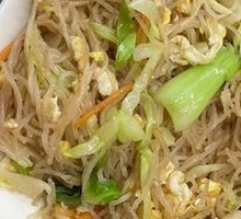 Fried Rice Noodles with Egg