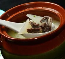 Radish and Pork Dumpling Soup