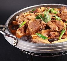 Braised Lamb with Skin in Red Sauce