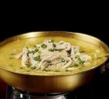 Braised Pork Bone with Sour Cabbage