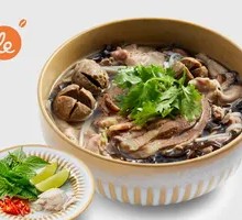 Vietnamese Beef Clear Soup Noodles