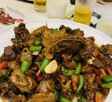 Yimeng Mountain Stir-Fried Chicken