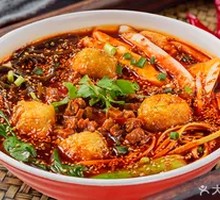 Classic Spicy Oil Rice Noodles