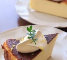 Durian Basque Cheesecake