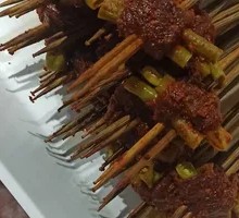 Sour Pickled Beans with Beef