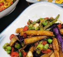 Eggplant with Green Beans Braised