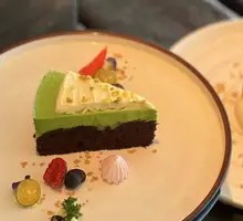 Pistachio Brownie