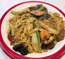 Eight Meat and Nine Vegetable Premium Spicy Hot Pot
