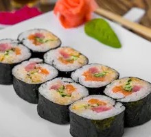 Black Pepper Beef Sushi