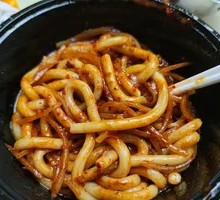 Beef Noodles and Naan Mixed