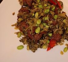 Snow Cabbage and Edamame Braised Beef Tenderloin