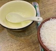 Hunan-style Steamed Rice in Small Bowls