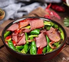 Old Grandma's Spicy Stir-Fried Pork Belly