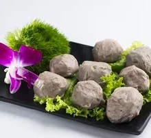 Beef tendon meatballs