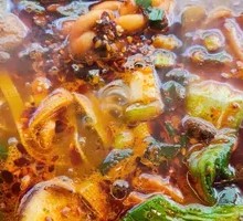 Wide Noodle Hot Pot