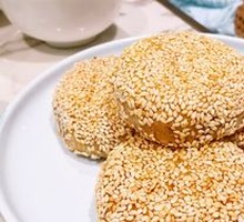 Signature Sesame Cake