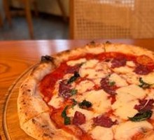 Buffalo Margherita Pizza