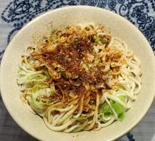 Yang's Oil-Poured Noodles