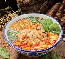 Pickled Pepper Beef Noodles