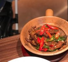 Steamed Chicken Feet in Black Bean Sauce Pot