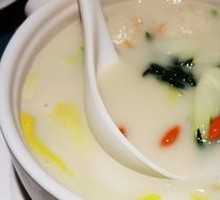 Oil-free Fish Soup with Tofu Skin and Seasonal Vegetables