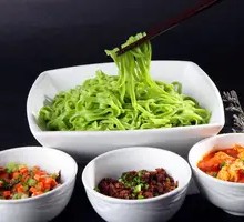 Handmade Spinach Sauce Noodles