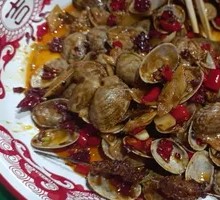 Spicy Stir-Fried Clams