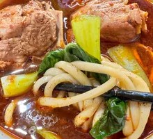 Qu Ji Spicy Pork Rib Noodles
