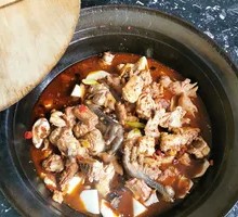 Stir-fried in Iron Pot