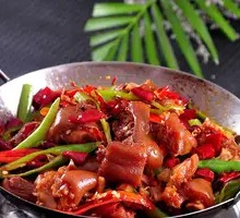 Spicy Pot Pork Trotter