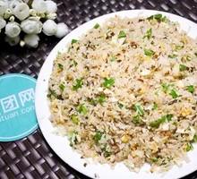 Sour Cabbage Egg Fried Rice