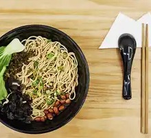 Wood Ear Mushroom and Pork Noodles