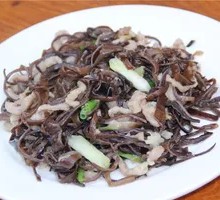 Stir-fried Pork Shreds with Black Fungus