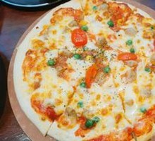 Italian Meat Sauce Beef Pizza