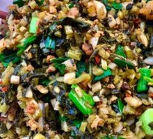 Sour Cabbage Stir-Fried with Minced Pork