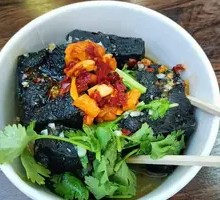 Black Classic Stinky Tofu
