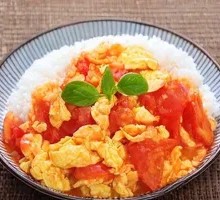 Tomato and Egg Fried Rice