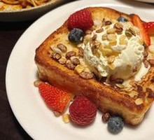 Caramel Ice Cream Toast
